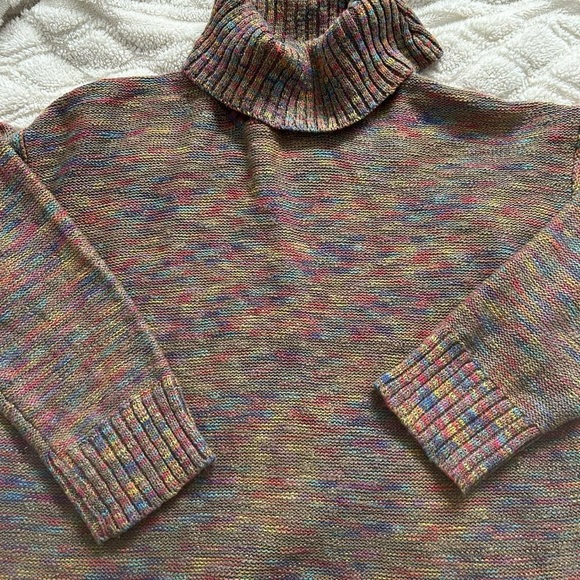 Multi Color Turtleneck - Picture 6 of 8